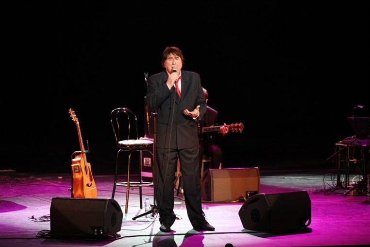 Bernard Sauvat Au Casino Du Liban